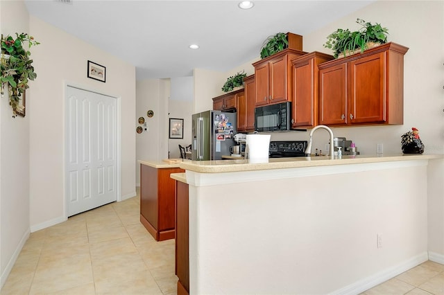 kitchen featuring kitchen peninsula, stainless steel fridge with ice dispenser, and light tile patterned floors