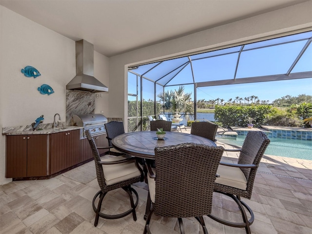 dining area with sink