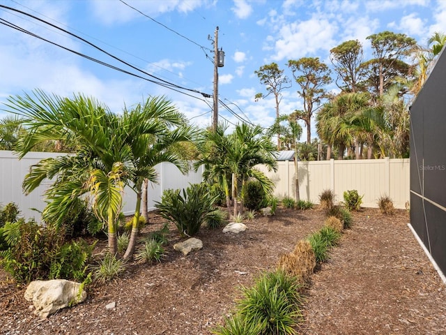 842 Nokomis Ave S, Venice, FL 34285 - view of fenced backyard