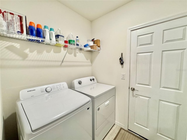 laundry area featuring washer and clothes dryer