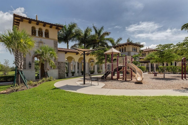 view of jungle gym featuring a yard