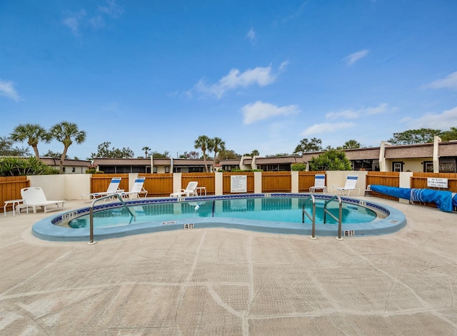 1708 Bonitas Cir Unit 1726A, Venice, FL 34293 - community pool with a patio