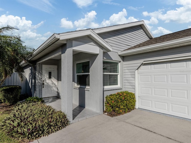 view of front of house with a garage