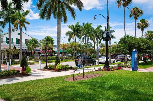 134 Savona Way N, Venice, FL 34275 - view of property's community featuring a yard