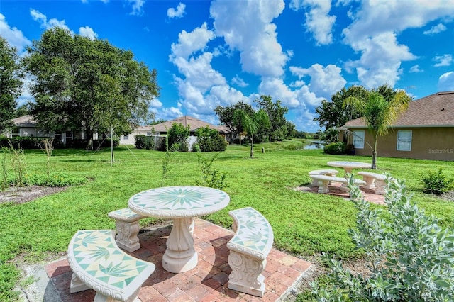 view of yard with a patio area