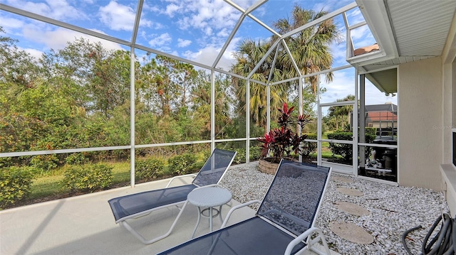 275 Royal Oak Way, Venice, FL 34292 - view of sunroom / solarium