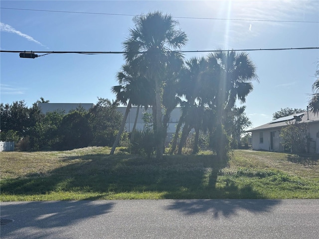 145 Mark Twain Ln, Rotonda West, FL 33947