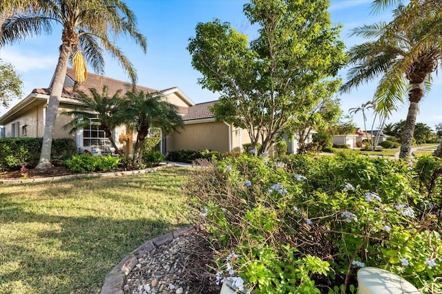 exterior space featuring a yard