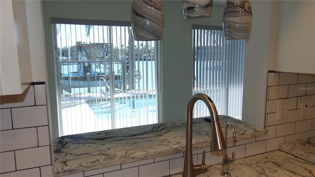 922 Casey Cove Dr, Nokomis, FL 34275 - view of dining room