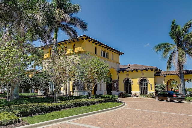 view of mediterranean / spanish house