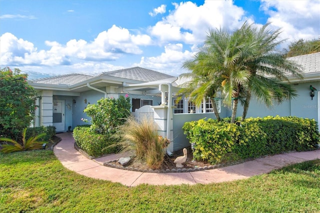 view of front of property