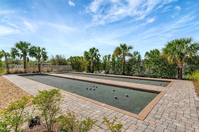 view of swimming pool