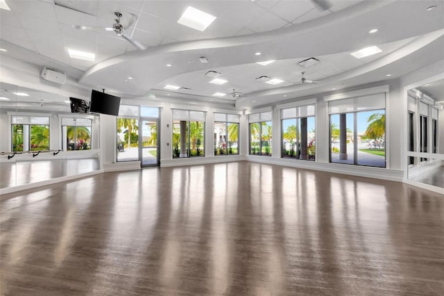 exercise area featuring ceiling fan