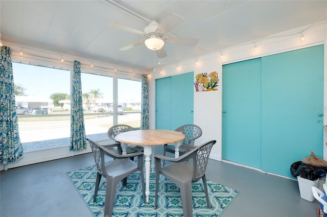 dining area with ceiling fan