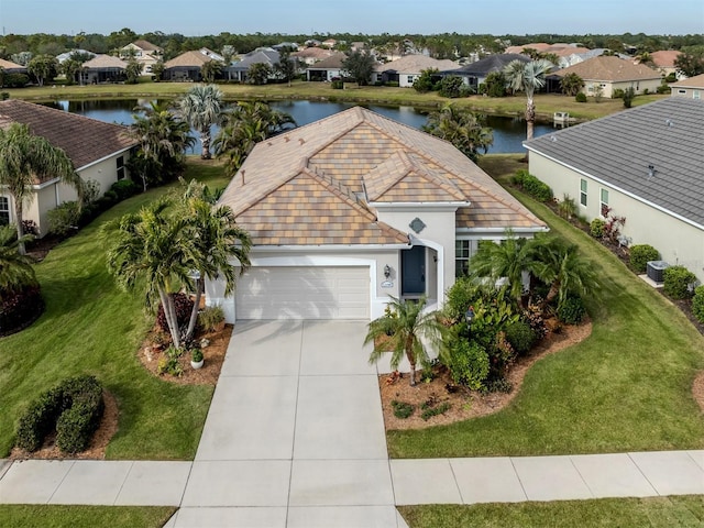 bird's eye view featuring a water view