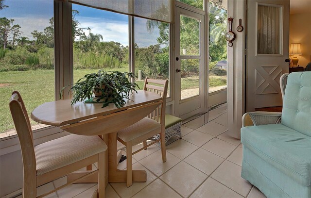 sunroom with a healthy amount of sunlight