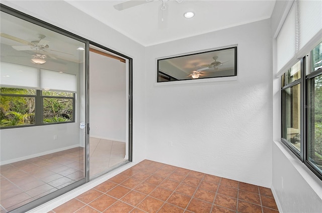 4575 Cancello Grande Ave, Venice, FL 34293 - unfurnished sunroom featuring ceiling fan
