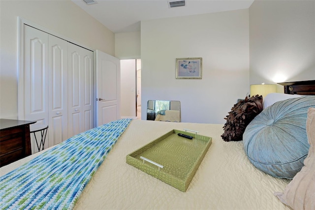bedroom featuring a closet