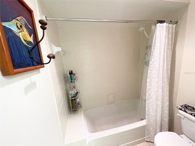 bathroom with toilet and shower / bathtub combination with curtain