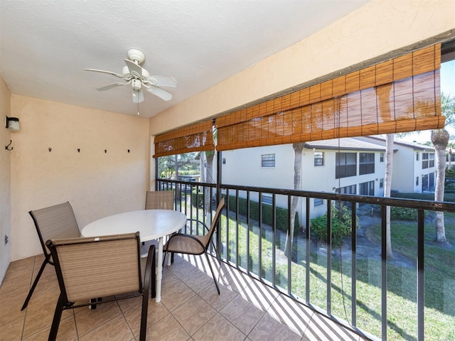 balcony with ceiling fan