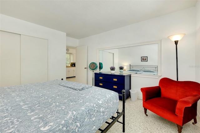 bedroom featuring a closet