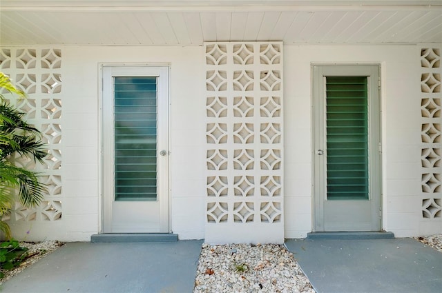 view of entrance to property