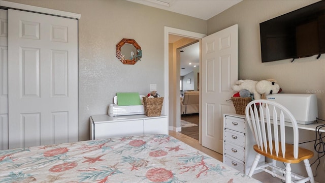 bedroom with a closet