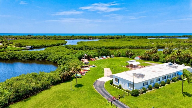 bird's eye view featuring a water view