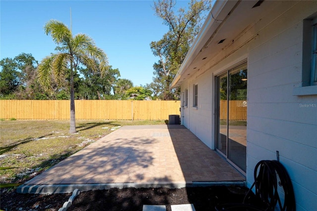 view of yard with a patio