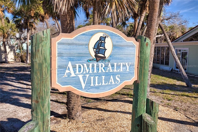 view of community / neighborhood sign