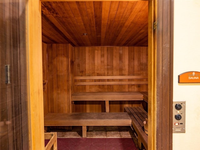 view of sauna / steam room