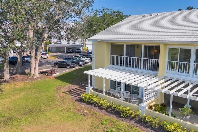 exterior space featuring a yard