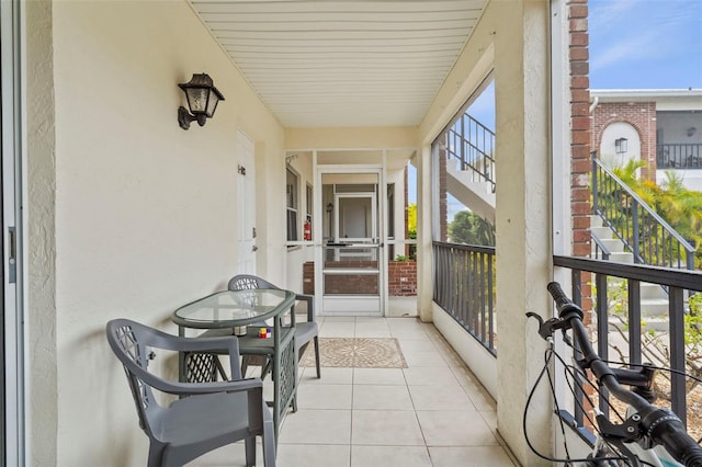 view of sunroom / solarium