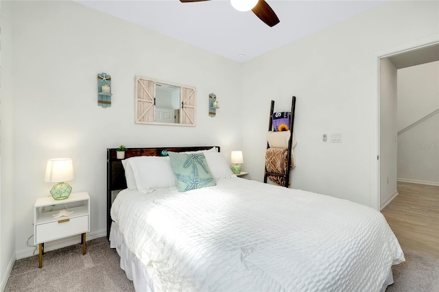 bedroom with ceiling fan