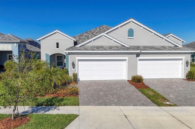 view of front of house featuring a garage