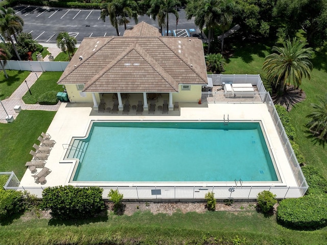 view of swimming pool featuring a patio