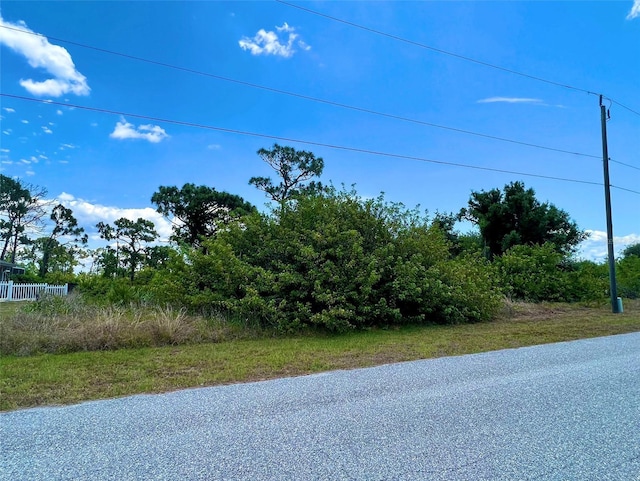 Listing photo 2 for 13388 Rayburn Ln, Port Charlotte FL 33981