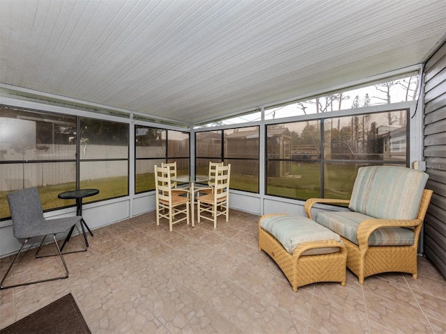 view of sunroom / solarium