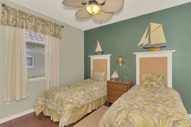 bedroom with ceiling fan