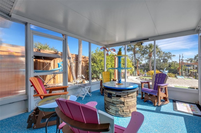 view of sunroom / solarium