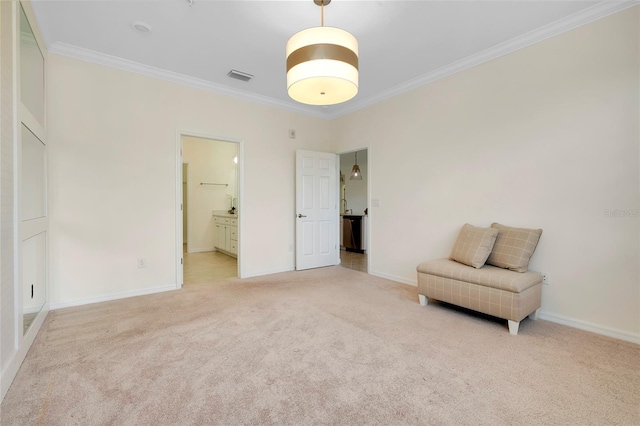 unfurnished room featuring crown molding and carpet floors