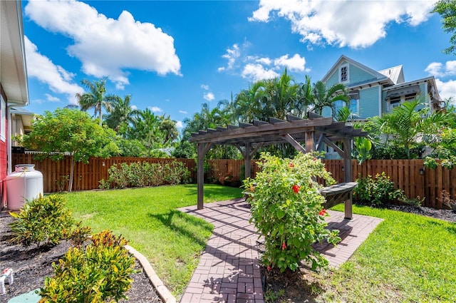 view of yard featuring a pergola and a patio area