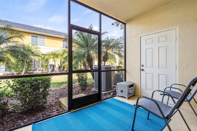 view of sunroom / solarium