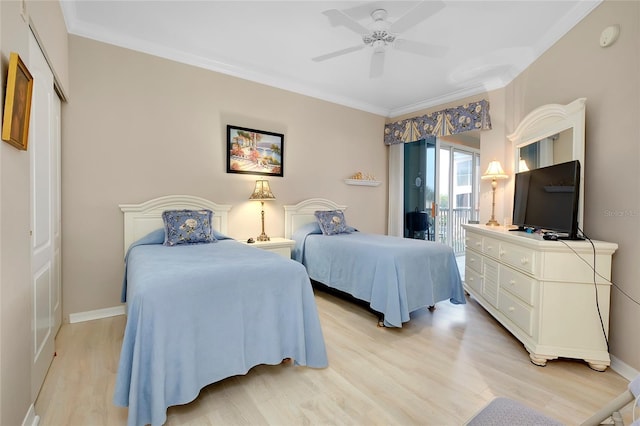 bedroom with ornamental molding, ceiling fan, access to exterior, and light hardwood / wood-style floors