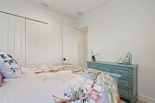 bedroom featuring a closet