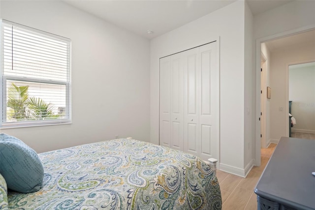 bedroom featuring a closet