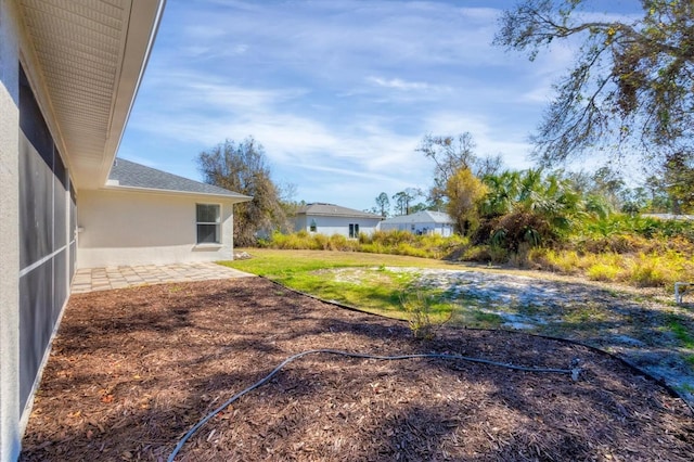 view of yard featuring a patio