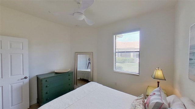 bedroom featuring ceiling fan