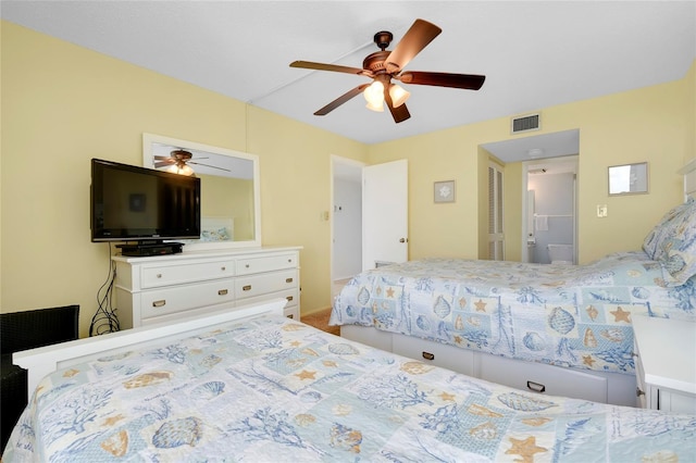 bedroom with ceiling fan