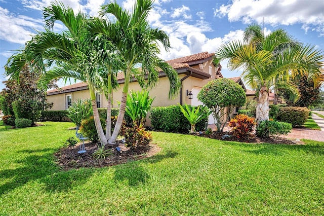 view of yard featuring a garage